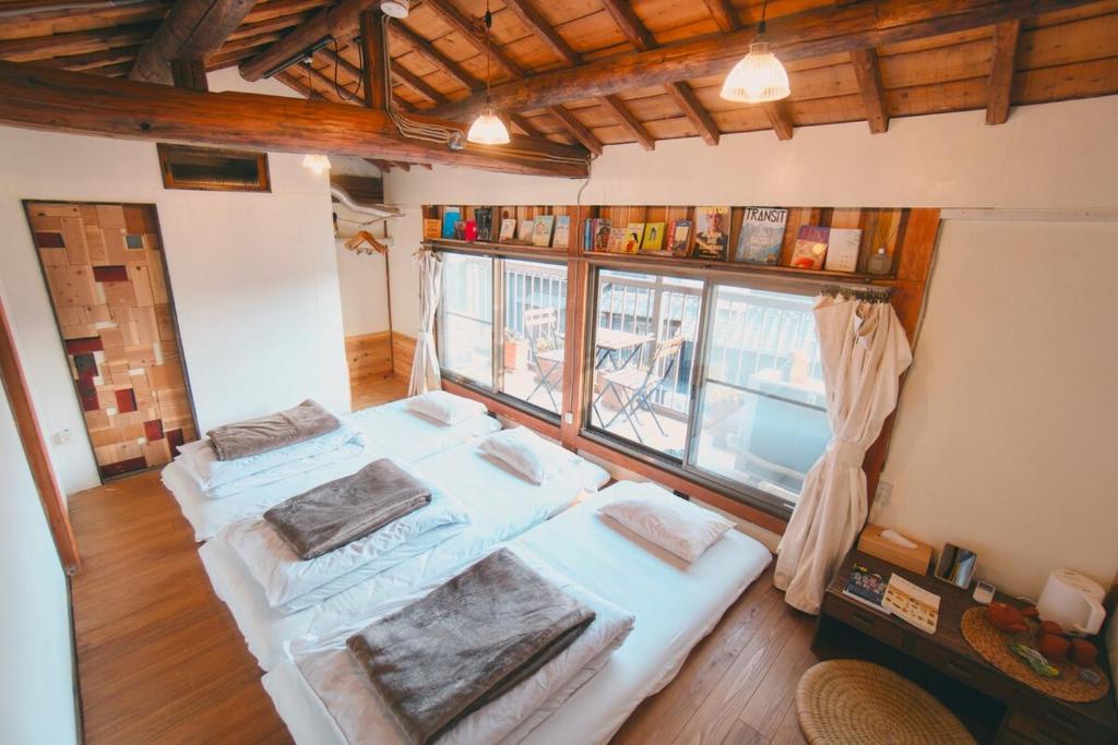 宿たぬきのねどこ GUESTHOUSE TANUKI — photo 1