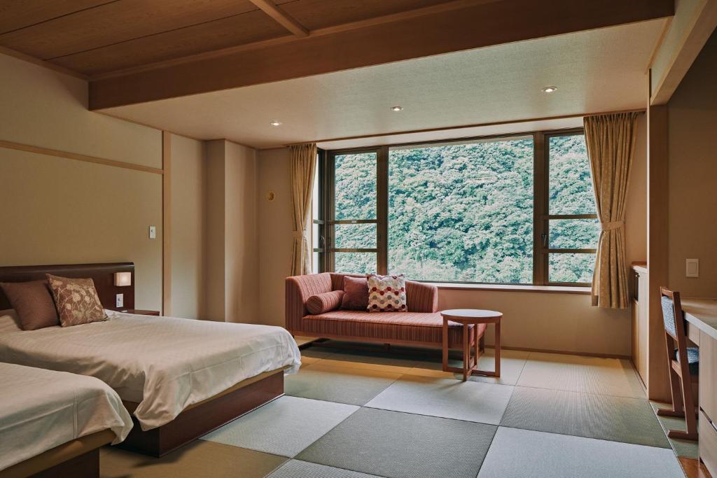 Shogawa Onsen Yumetsuzuri photo 2