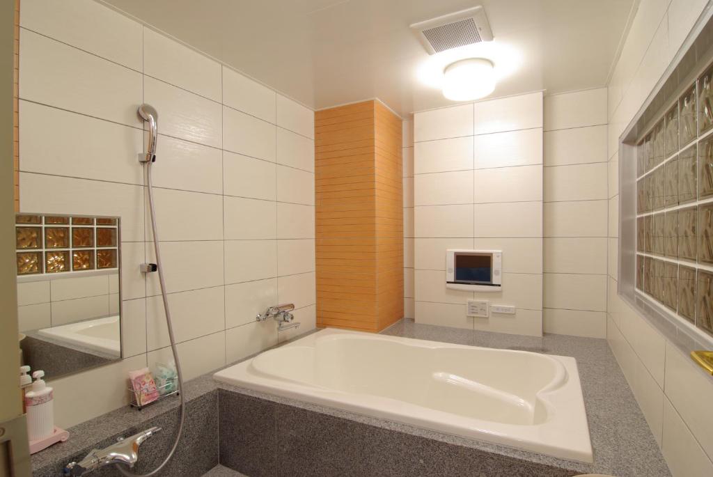Shonan Sirene (Adult Only) photo 3