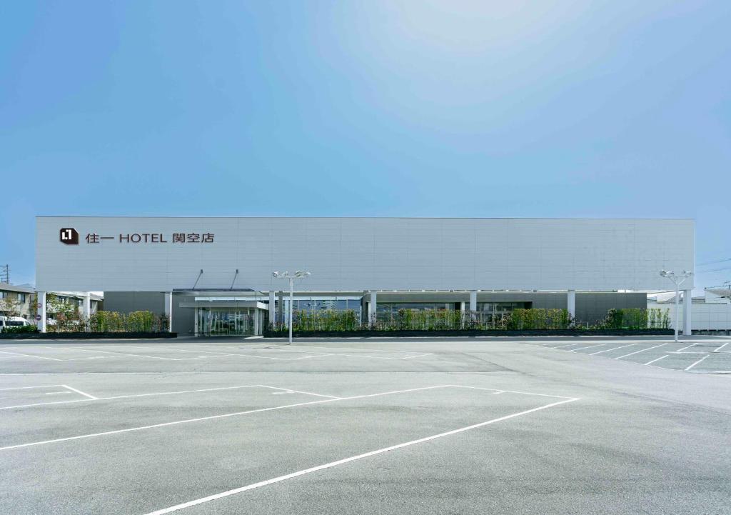 Kansai International Airport Hotel 11 — photo 1