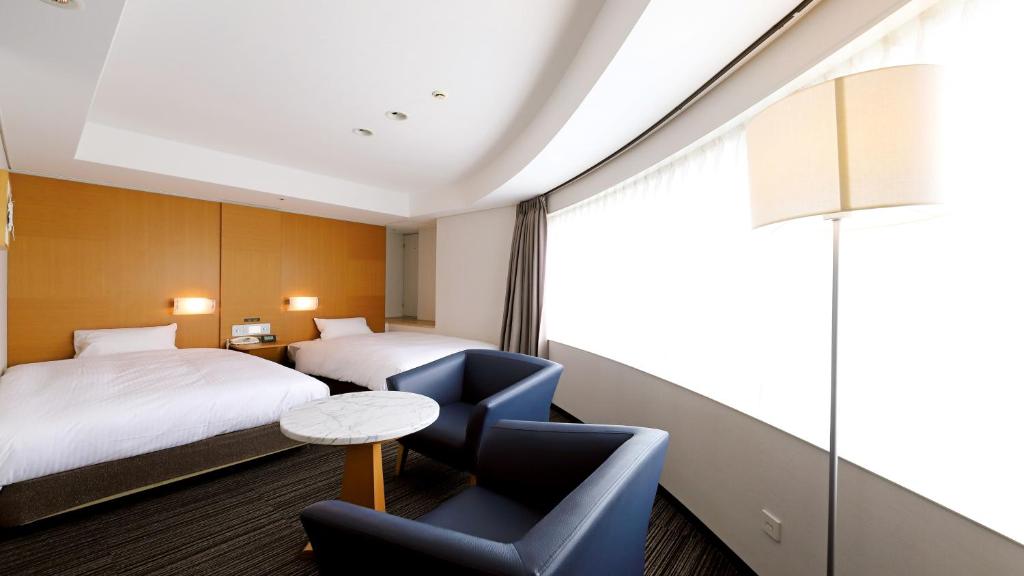 Smile Hotel Osaka Yotsubashi photo 2