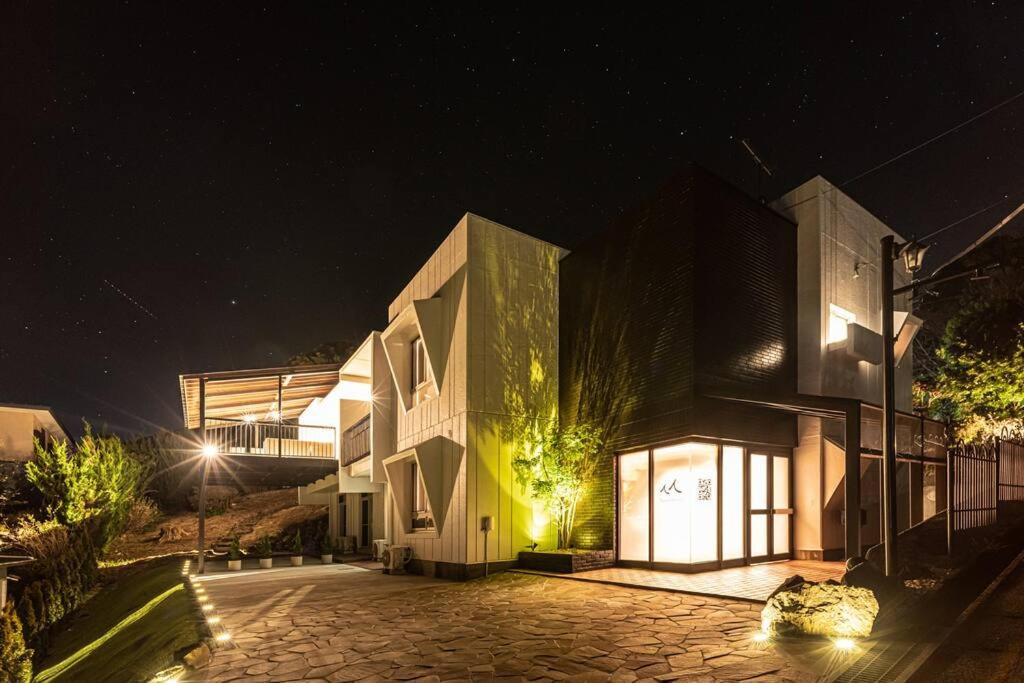 TenangTenang - Izu Oceanic Villa photo 2