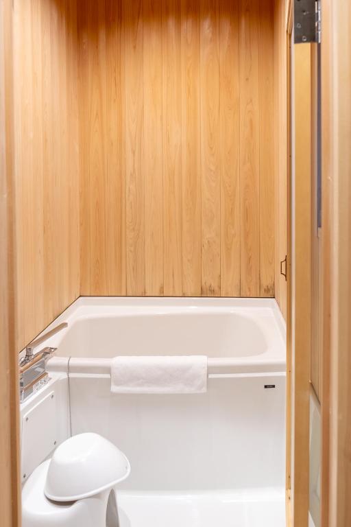 Little Hotel Kyoto Karasuma Takatsuji photo 3