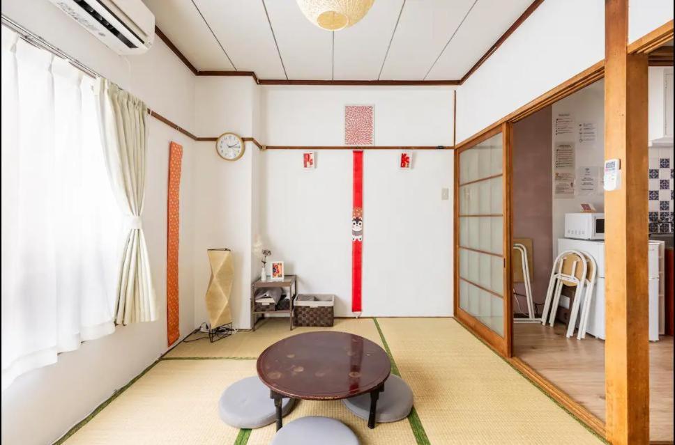 新宿から快速15分の三鷹駅徒歩3分 最大5名 ゆったり和室【MITAKA NAGOMI ROOM】 — photo 1