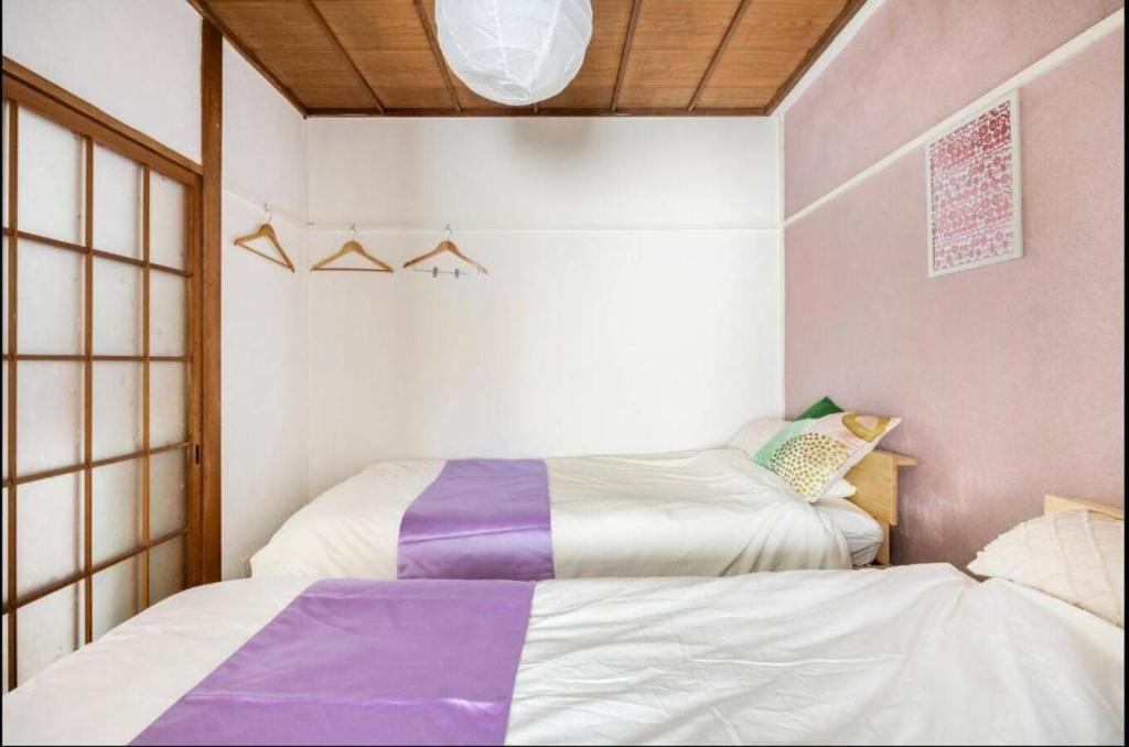 新宿から快速15分の三鷹駅徒歩3分 最大5名 ゆったり和室【MITAKA NAGOMI ROOM】 photo 3