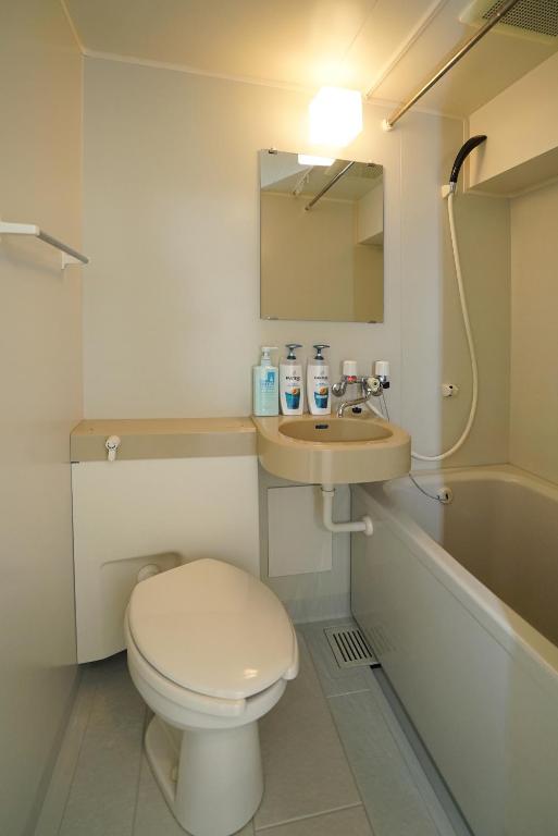 Tobi Hostel and Apartments photo 3