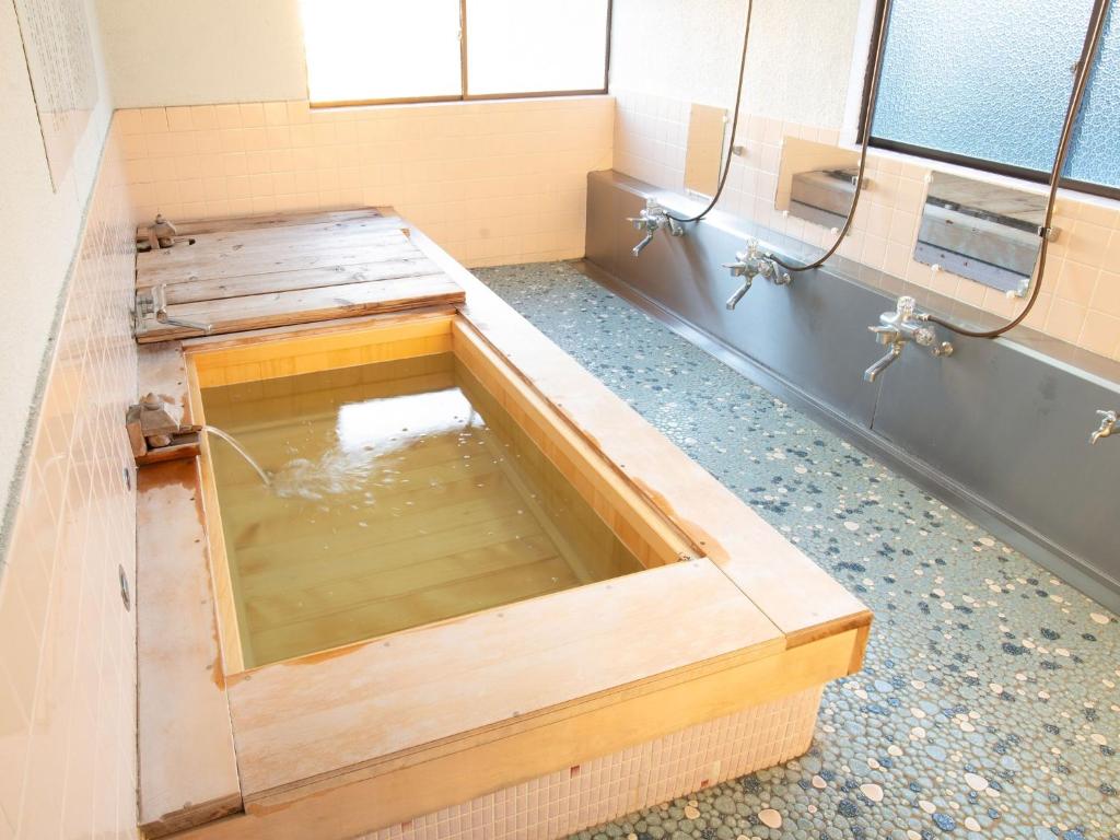 Takayanagi Ryokan - Vacation STAY 88528v photo 2
