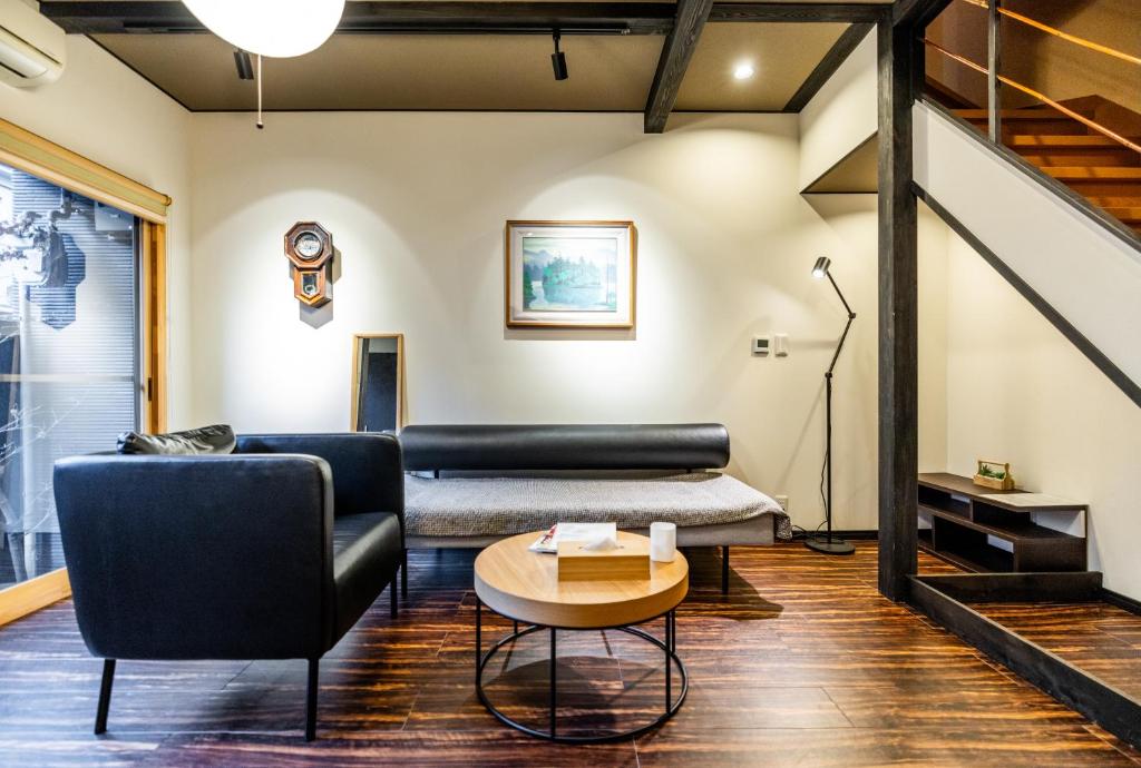 Muji Arashiyama Villa 無時嵐1階2階賃貸し 駅まで徒歩2分 — photo 1