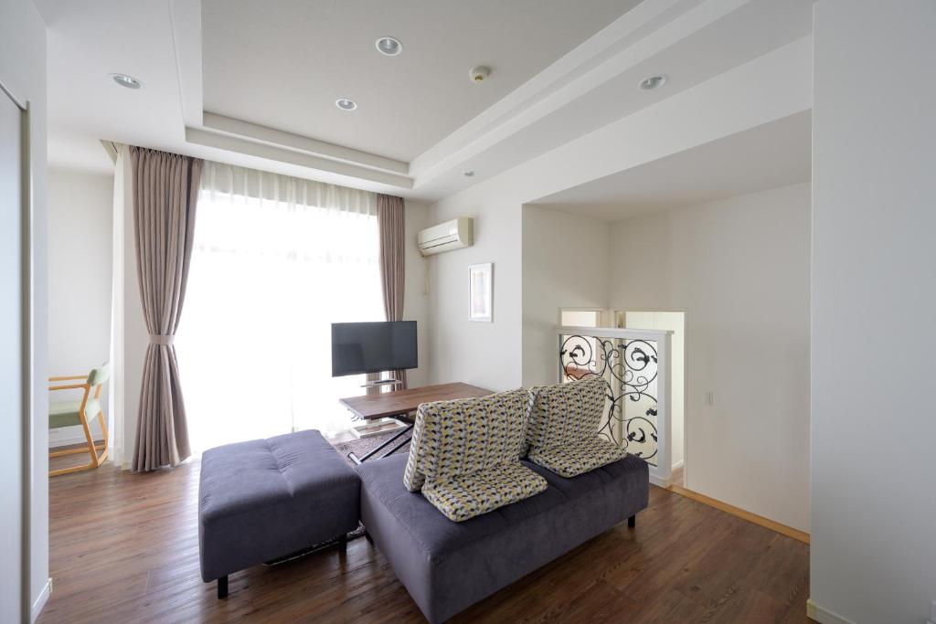 WoodHigh ROOMS photo 2
