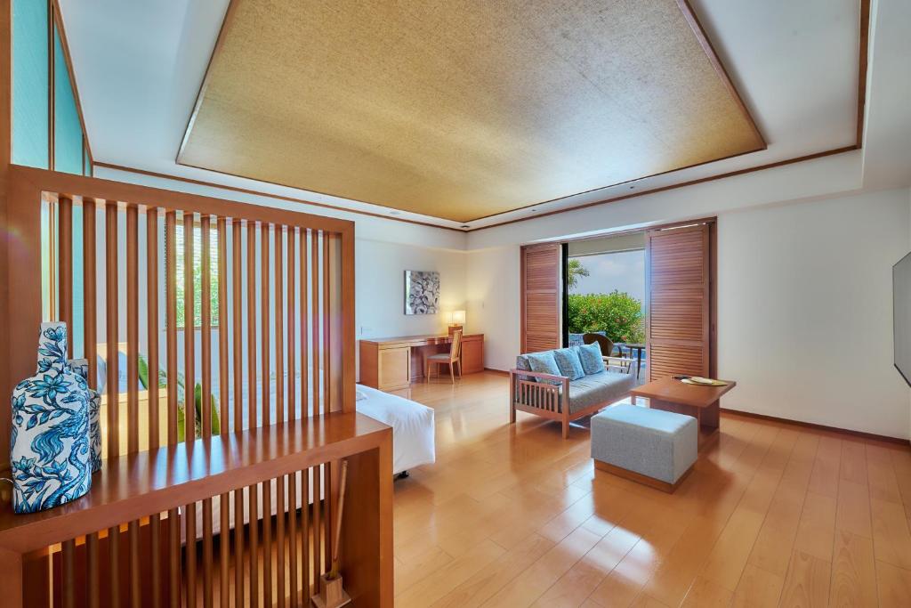 Miyakojima Kurima Resort Seawood Hotel photo 3