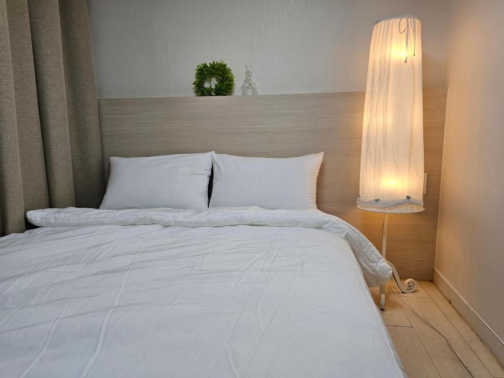 AREX Hongik Unit 101 photo 2