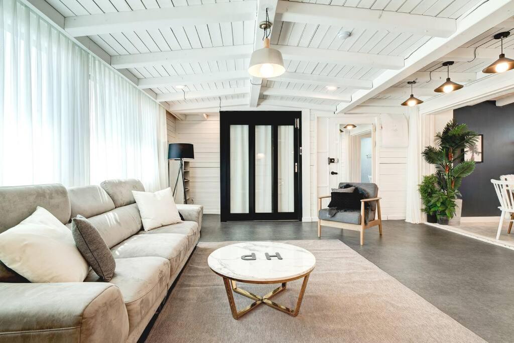 Hongdae 4bed room House