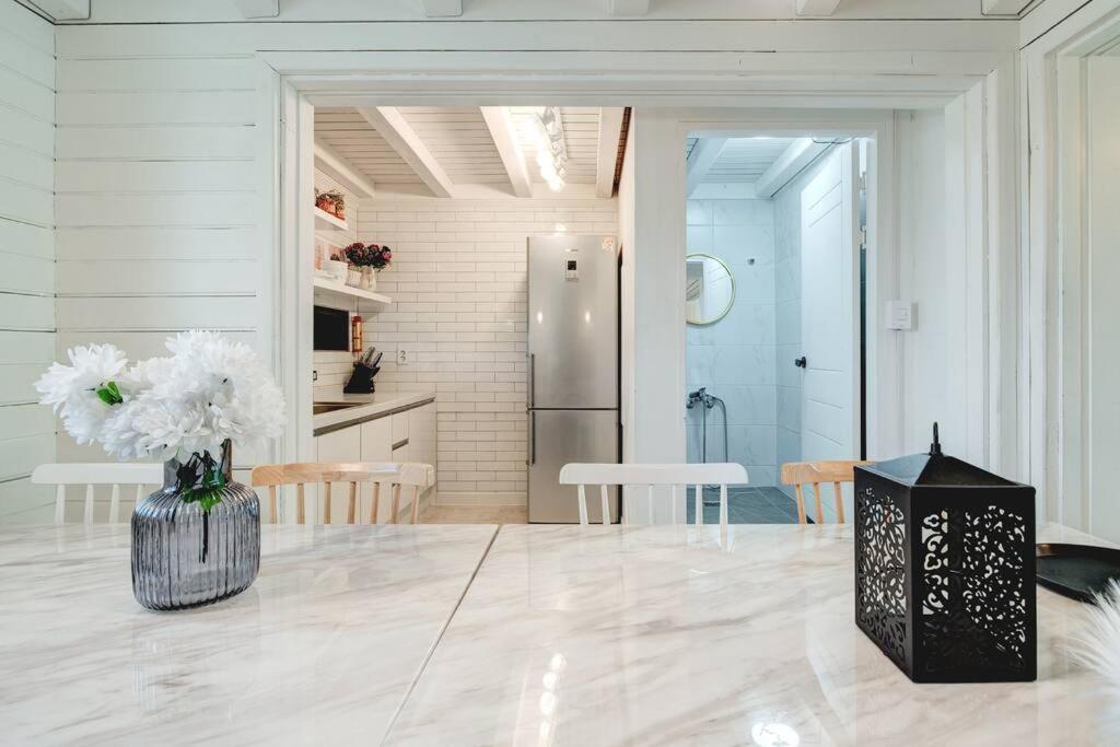 Hongdae 4bed room House photo 3