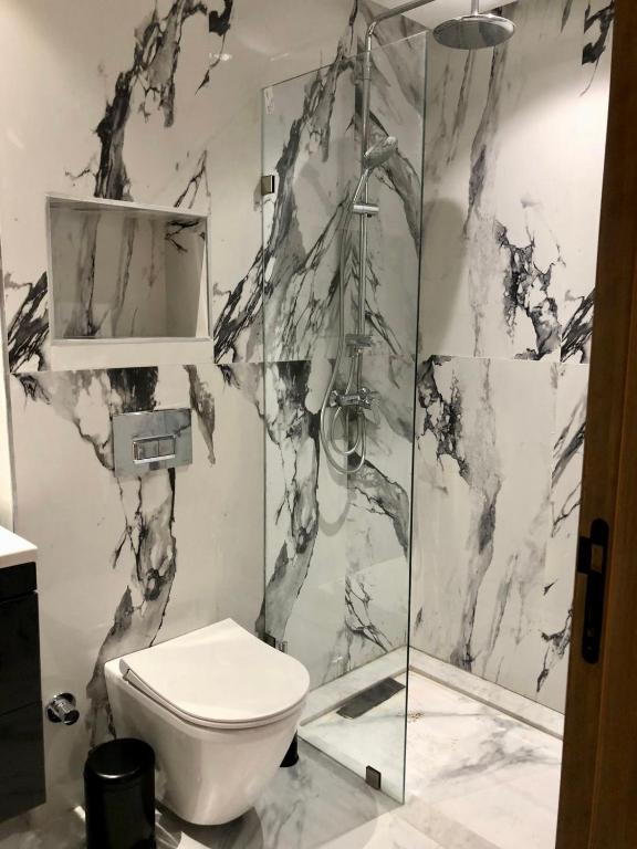 Chic Palmier - heart of town photo 3