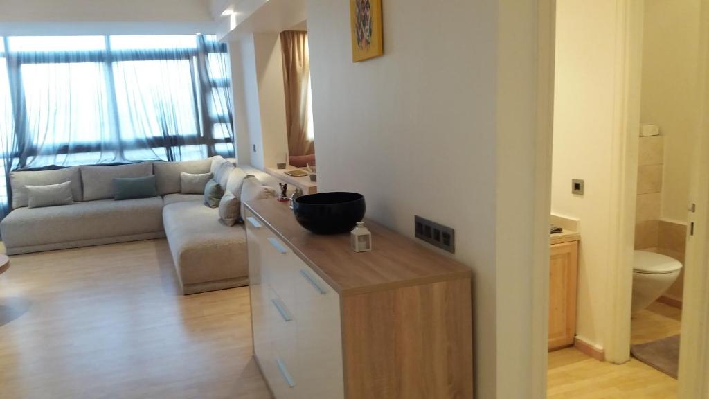 Sunny 3 Bed Apartment photo 3