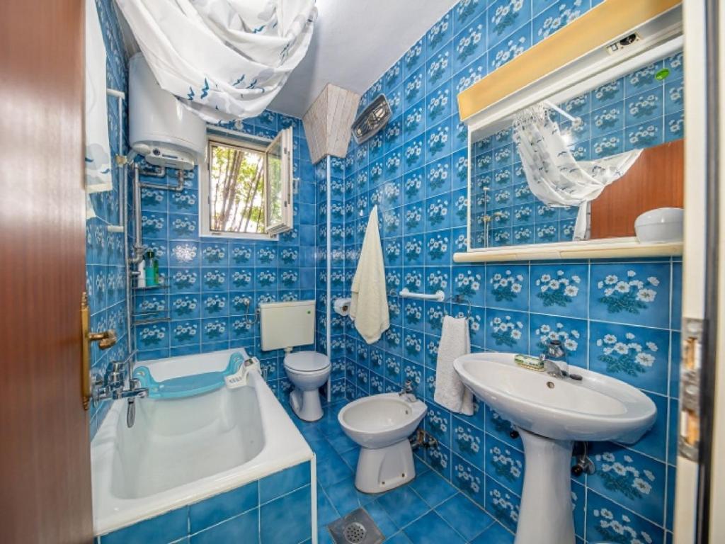 Seaview Bosco Apartment photo 3