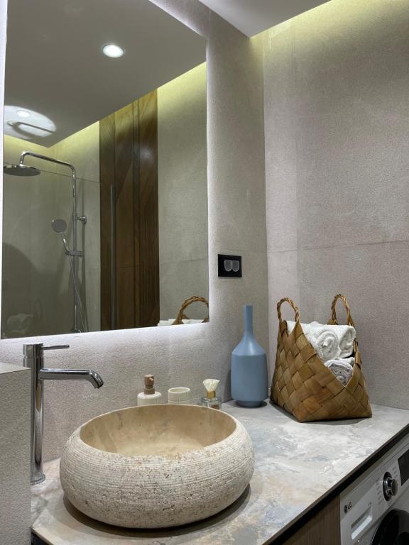 13 July apartment photo 3