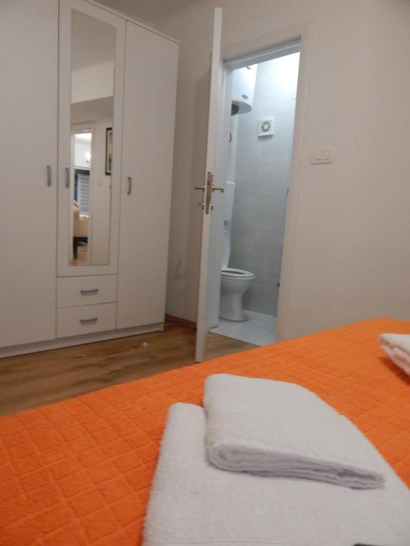 Sveti Stefan- Apartment Dora photo 3
