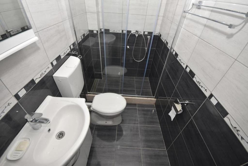 Светлая студия в 5 минутах от моря photo 3