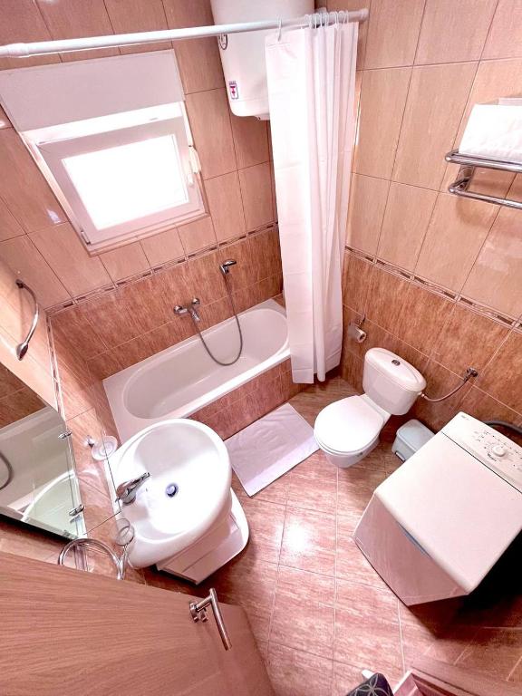 Sunshine house photo 3