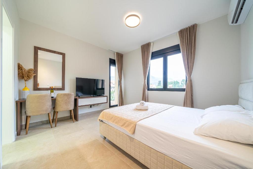 Studio apartment N2 photo 2