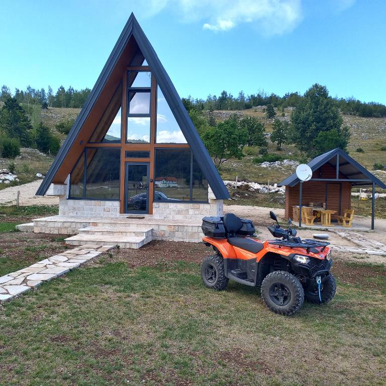 Sunrise House — photo 1