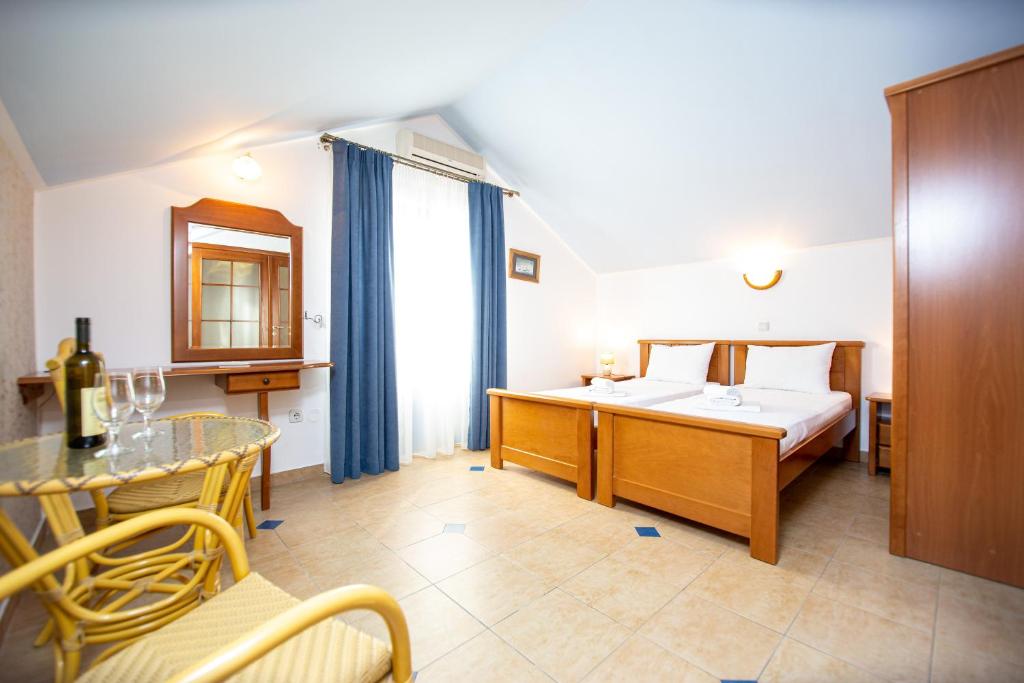 Tanja Apartments photo 2