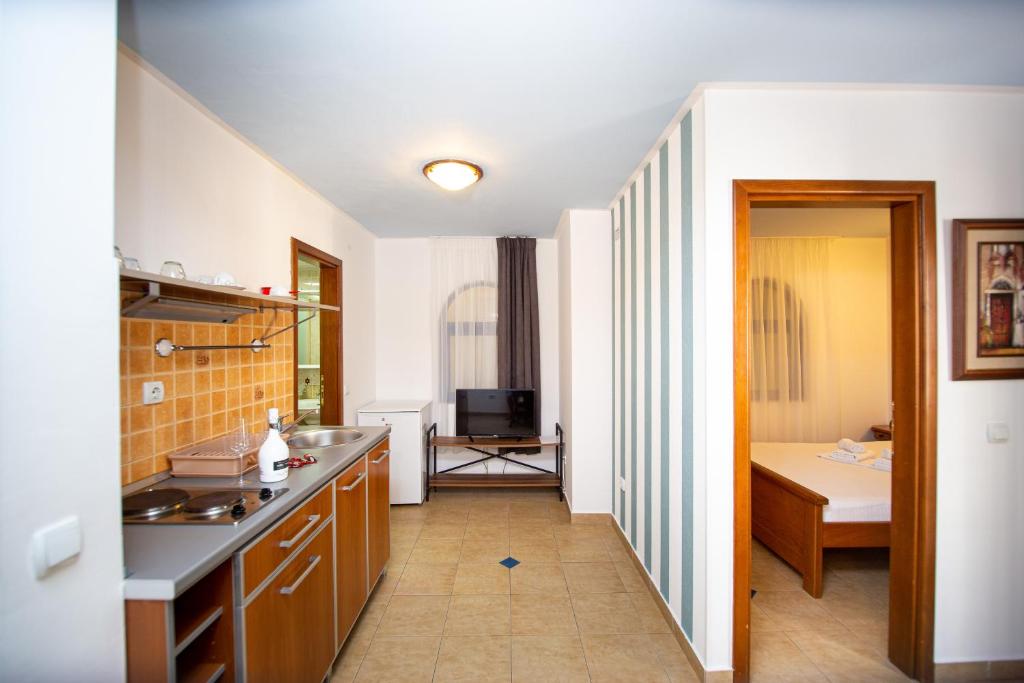 Tanja Apartments photo 3