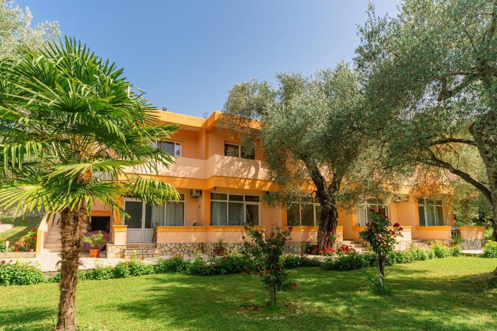 Apartments Aura — photo 1