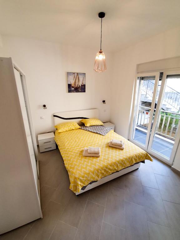 Seagull Apartments photo 2