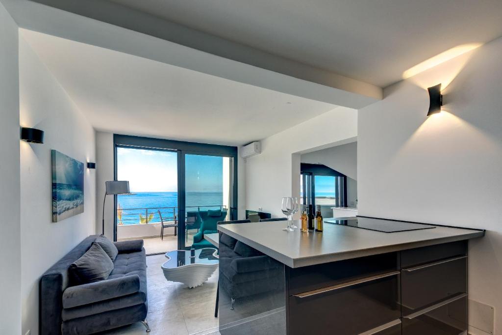 Sea Wave Apartment photo 2