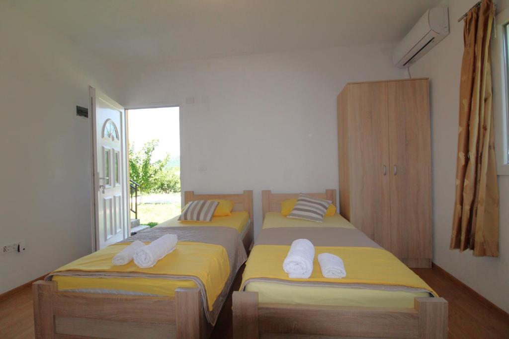 Apartments Stevan photo 2