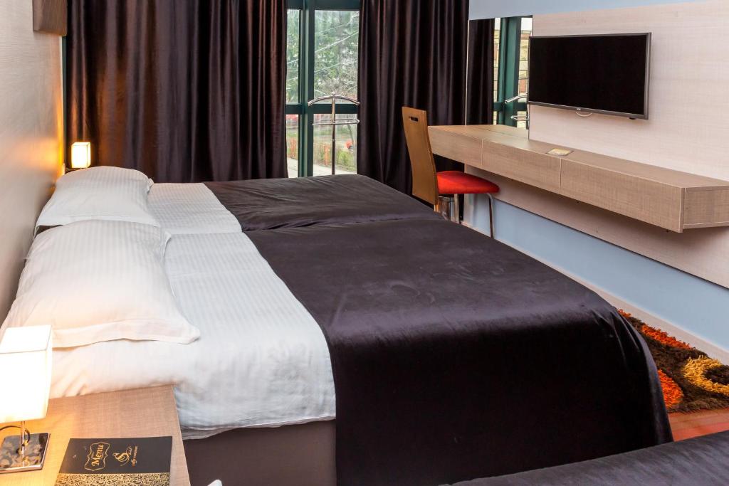 Hotel S photo 2