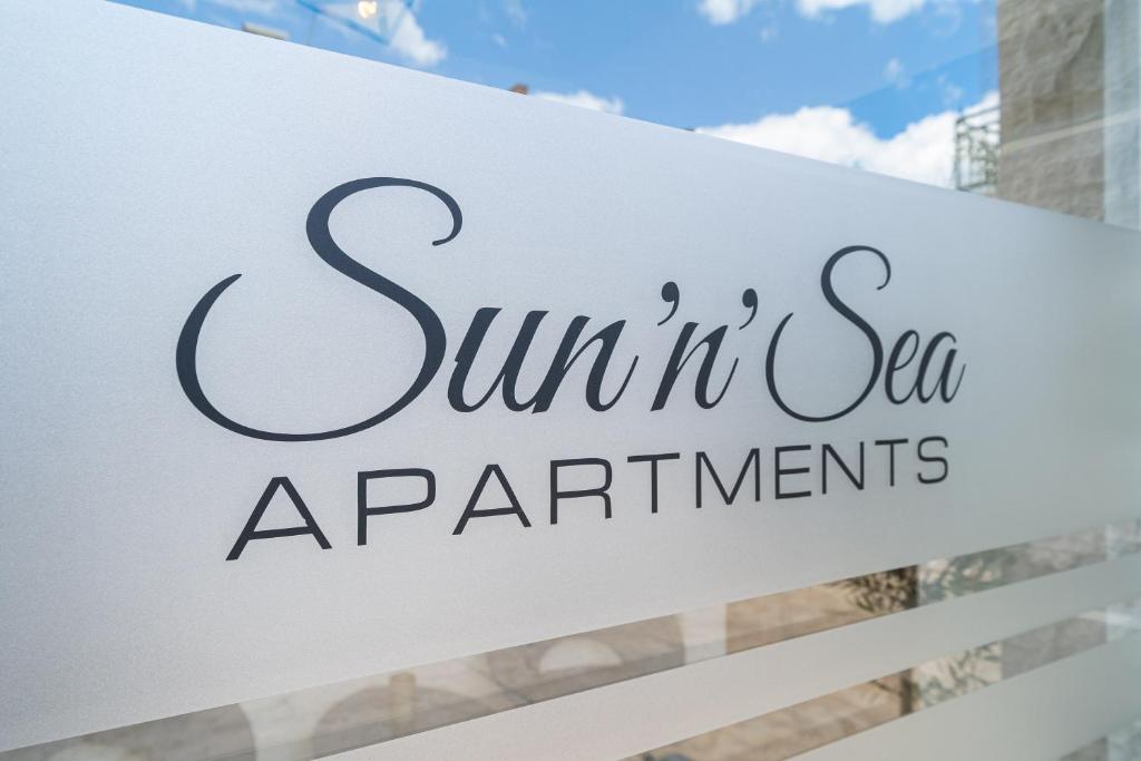 Sun and Sea Apartments photo 3