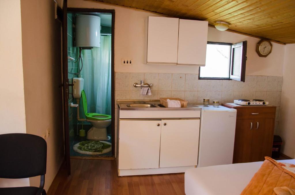 Studio-apartman Milena photo 3
