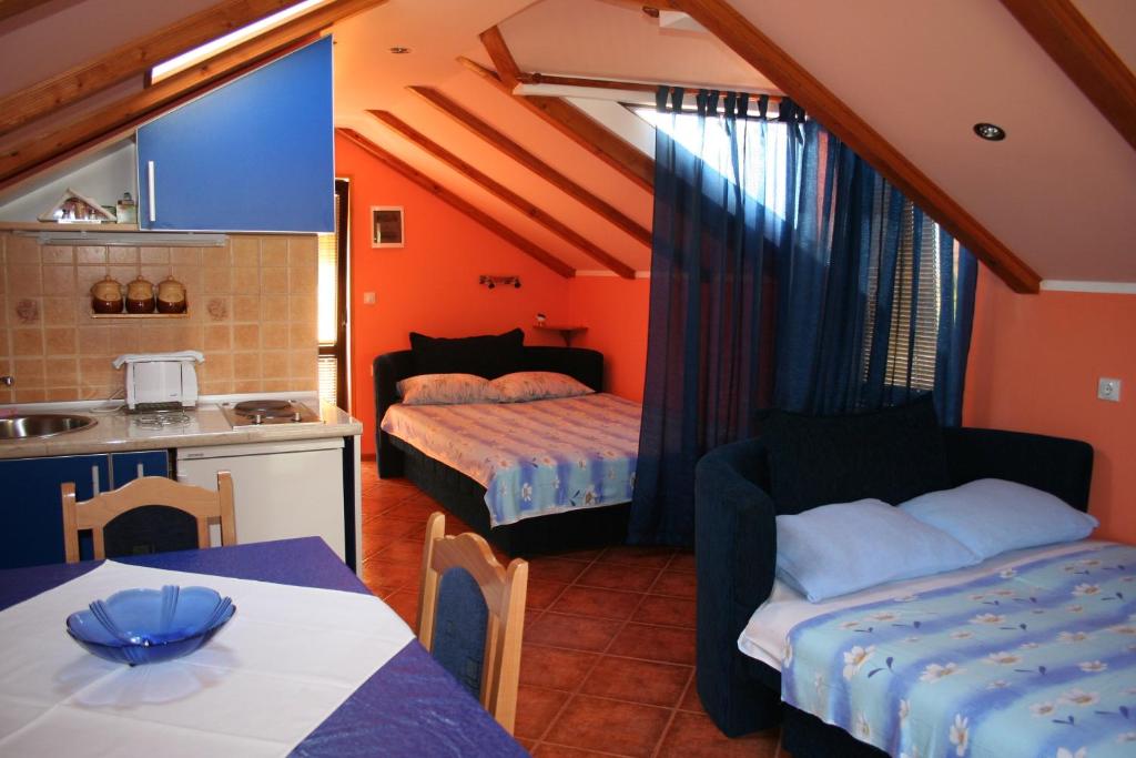 Apartments Penovic photo 2