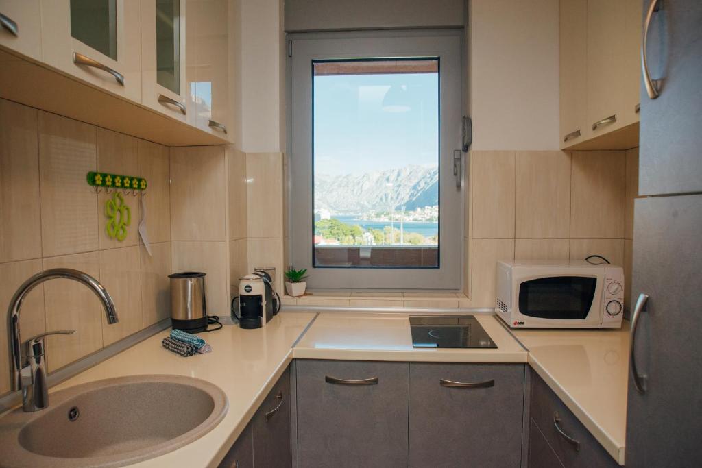 Sea view apartment in Kotor ! Apartment Popica photo 3