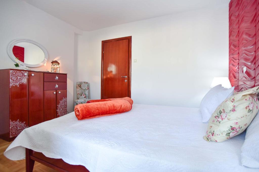 Seaview Paradise Apartment photo 2