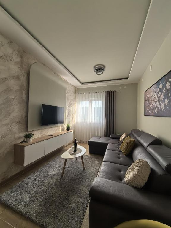 Sunny Hill - Parking - Fenced Garden - Luxury Loft — photo 1