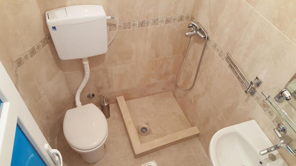 Guest House Levant photo 2