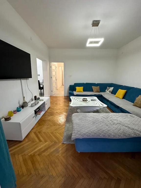 Seaside Apartments photo 2