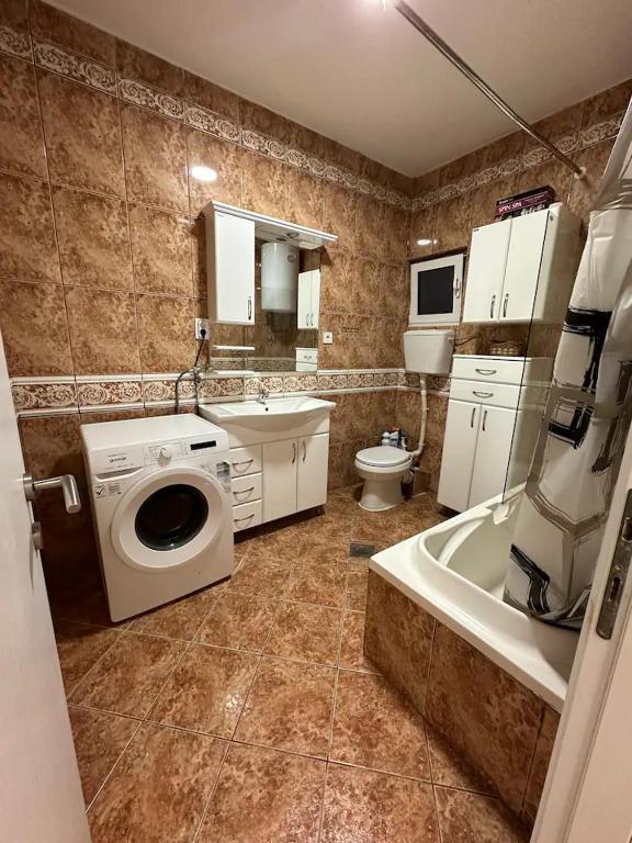 Seaside Apartments photo 3