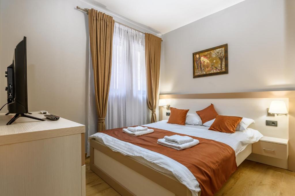 Super Nova Lux Apartment with Jacuzzi photo 2