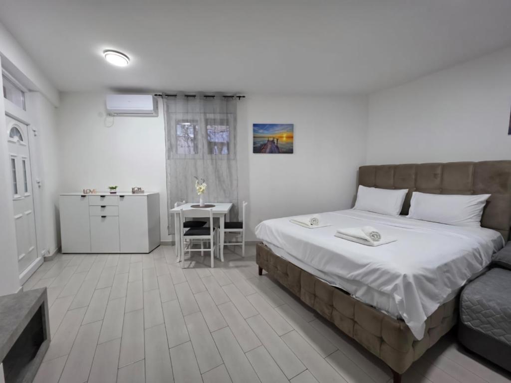 Taksim Apartman photo 2