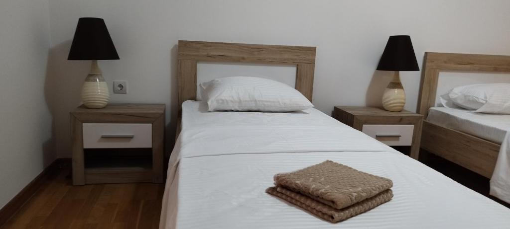 Tamaris apartments Risan photo 2