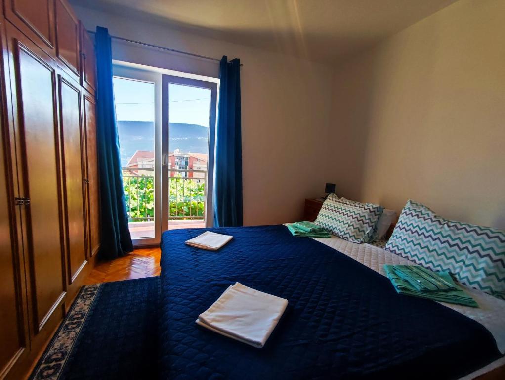 Sunrise Apartment photo 2