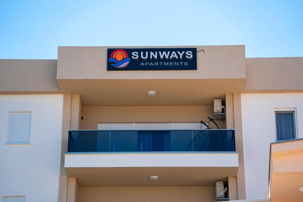 Sunways Apartments photo 2