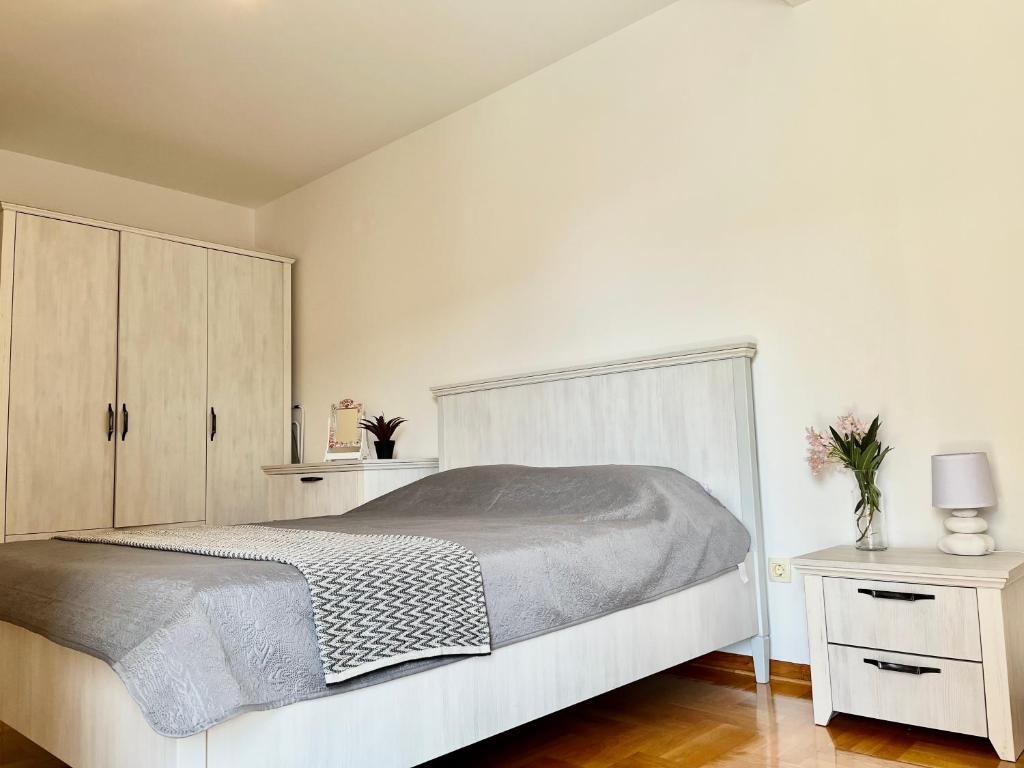 Apartment MERCURY photo 2