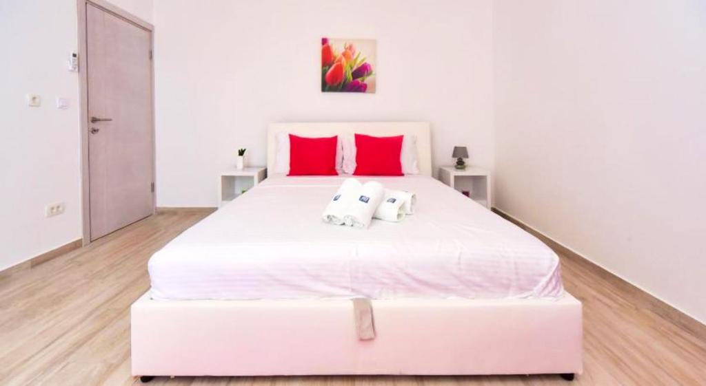 Modern apartment with sea view in Dobra Voda photo 2