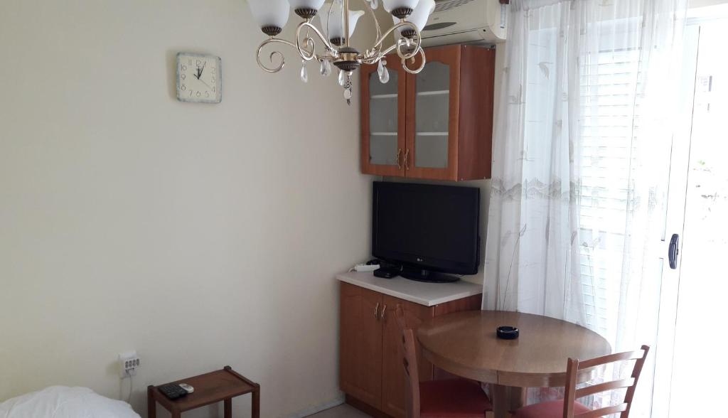 Studio near the airport Tivat photo 3